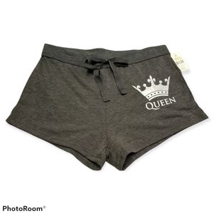 Bobbie Brooks Queen Shorts